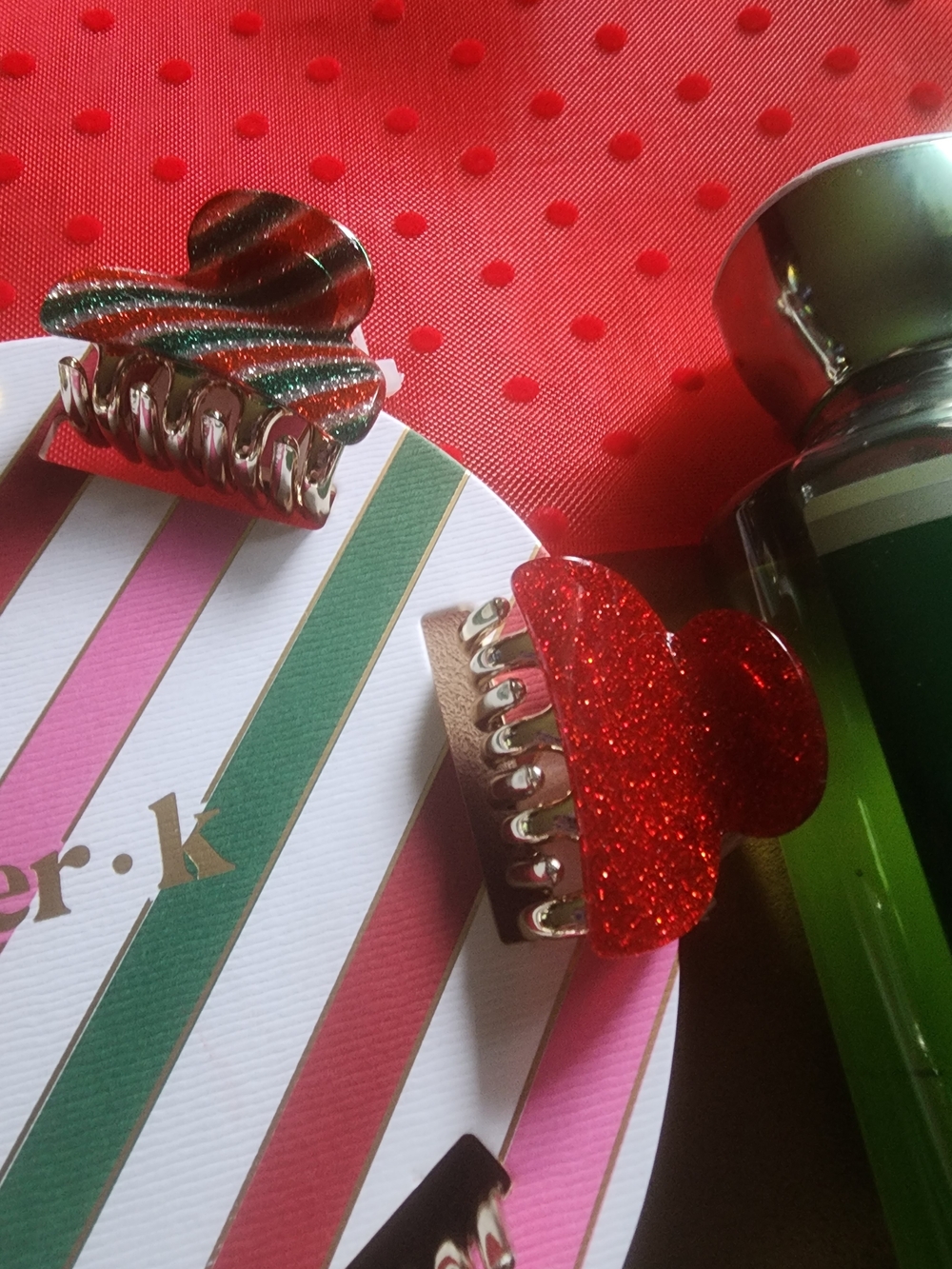 Bath & Body Works Vanilla Bean Noel Body Wash Piper K Hair Clips Beauty Bag - Picture 3 of 8